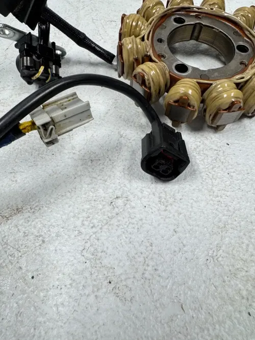 Honda OEM stator ignition magneto 21-25 crf 450r 450rx 450rwe 31120-MKE-AF1 2