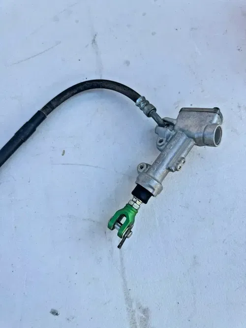 2020 kx450 rear brake assembly caliper master cylinder kawasaki oem kx 450 250