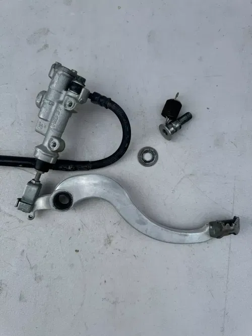 2023 crf250 rear brake assembly pedal master cylinder oem honda Crf 250r 250