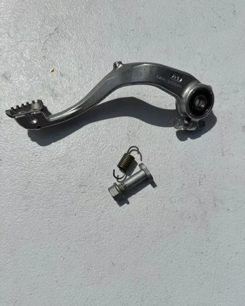 2024 TC50 oem rear brake lever pedal 24-25 fe tc 50 mc ktm sx A40013050044