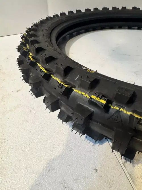 New Dunlop Geomax AT82 80/100-21 front tire 21"  21 45261500