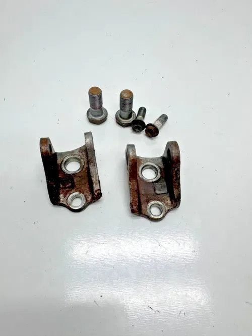 2011 crf450r oem foot peg brackets 02-17 crf 450 450r 250r 50611-MEN-671