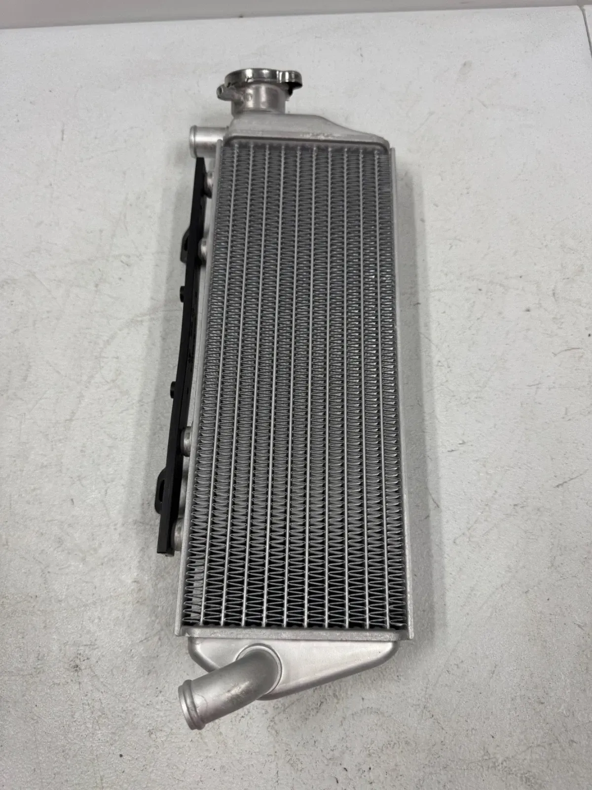 ktm right radiator fill side oem 18-23 250-500 sxf xcf excf fc fe 79535908000 1