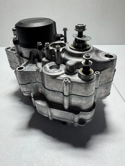 NEW 2025 KTM 85sx OEM engine motor top end bottom cases crank 25 mc tc 85 mc sx