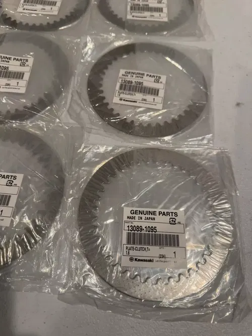 New kawasaki oem steel clutch plates 13089-1095 kdx250 kfx450r klx450r kx450f