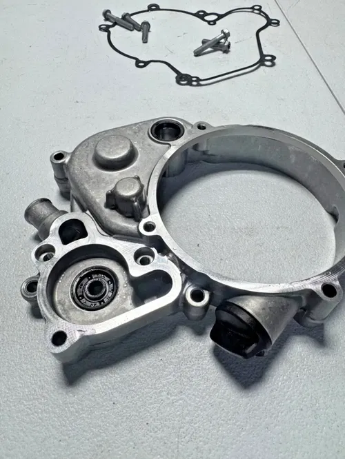 NEW 2024 Ktm 50sx oem inner clutch cover 24-25 tc 50 mc sx A40030001044