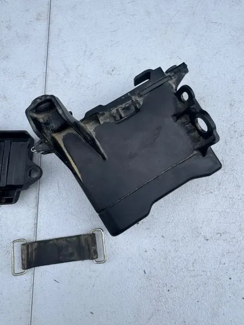 Honda OEM battery box 21-25 crf 450r 450rx 450rwe 50325-MKE-AF0