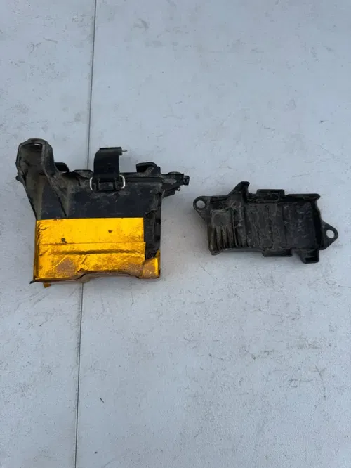 Honda OEM battery box 21-25 crf 450r 450rx 450rwe 50325-MKE-AF0