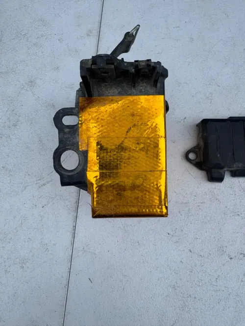 Honda OEM battery box 21-25 crf 450r 450rx 450rwe 50325-MKE-AF0