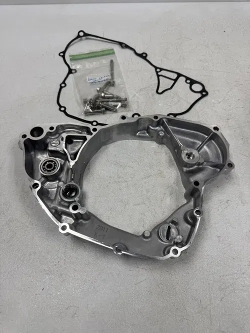 23 Kawasaki OEM inner clutch cover oil filter case 21-24 kx 250 250x