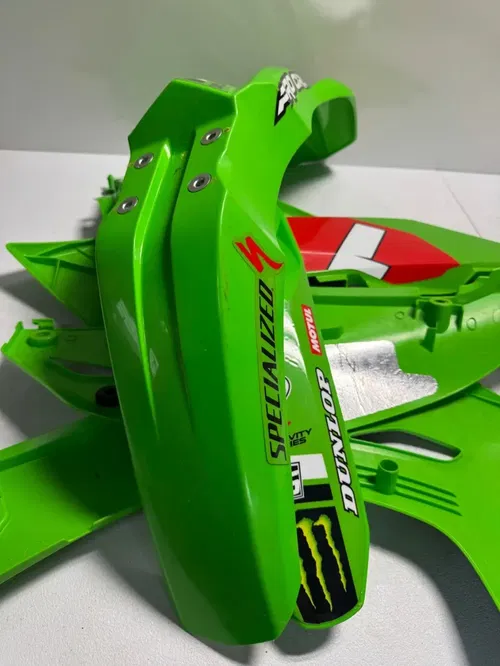 Kawasaki plastic shrouds fenders plates 24-26 kx 450 450x 250 250x sr 1