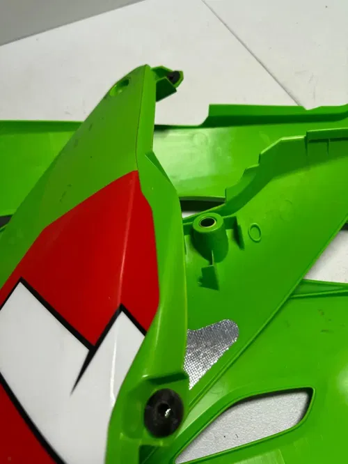 Kawasaki plastic shrouds fenders plates 24-26 kx 450 450x 250 250x sr 1