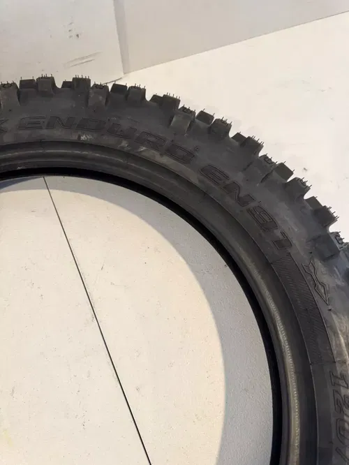 New Dunlop Geomax enduro EN91 120/90-18 rear tire 120 90 18"