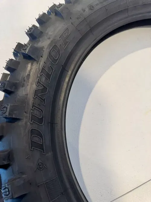 New Dunlop Geomax enduro EN91 120/90-18 rear tire 120 90 18"