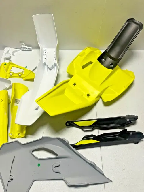 New Husqvarna TC50 oem plastic set kit 24-25 tc 50 A30008054000BNA