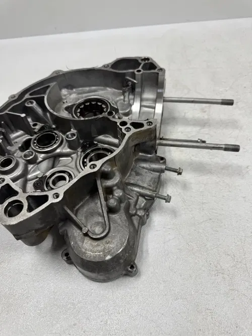 2018 ktm 350excf right engine case crank 17-19 fe 250 350 excf 79230100144