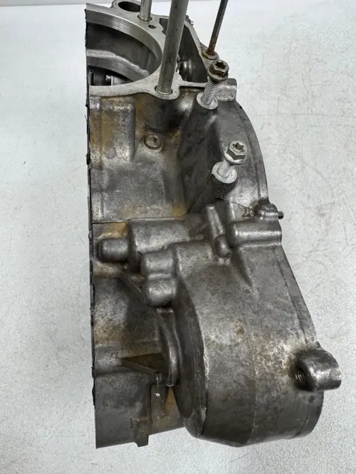 2018 ktm 350excf right engine case crank 17-19 fe 250 350 excf 79230100144