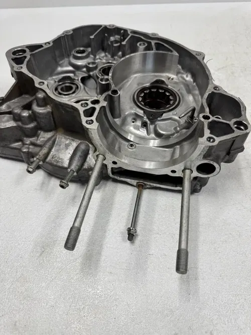 2018 ktm 350excf right engine case crank 17-19 fe 250 350 excf 79230100144