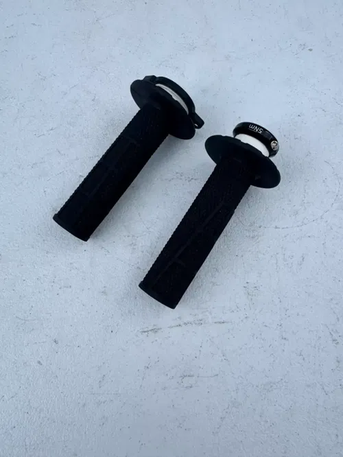 NEW TC50 oem black grips set 24-25 tc 50 mc sx ee5 ODI 45402021100