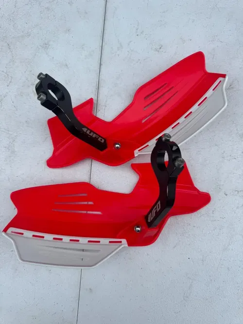 UFO Vulcan Red plastic handguards kit PM01650-070 hand guards
