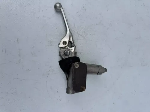 Kawasaki OEM front brake master cylinder 19-25 kx 250x 250 450 450x 43015-0695 1
