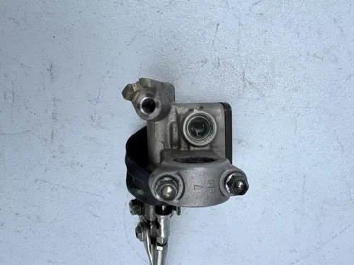 Kawasaki OEM front brake master cylinder 19-25 kx 250x 250 450 450x 43015-0695 1