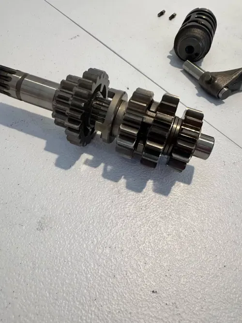 Kawasaki OEM transmission gears input output gear trans 21-24  kx 250 250x 2