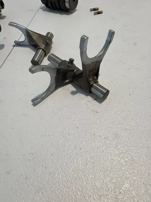 Kawasaki OEM transmission gears input output gear trans 21-24  kx 250 250x 2