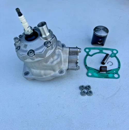 NEW TC50 OEM cylinder piston top end 24-25 tc 50 mc fe ktm sx 50sx A40030038000