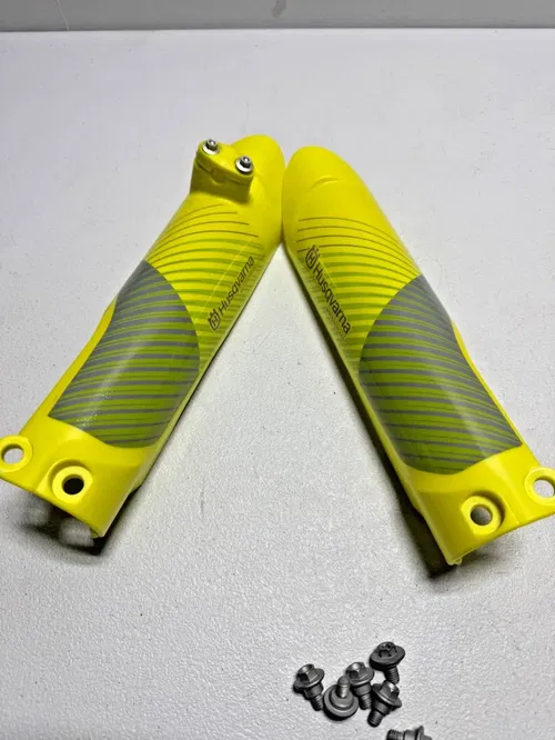 New Husqvarna TC50 oem front fork guards 24-25 tc 50 46301094000DBE
