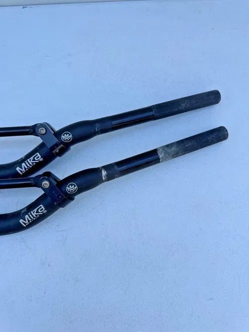 Two Mika Metals Pro Series handlebars 1 1/8 fat bar MC bars MK-11-MC-BLACK
