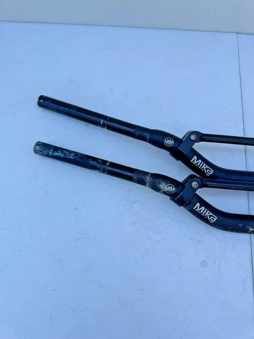 Two Mika Metals Pro Series handlebars 1 1/8 fat bar MC bars MK-11-MC-BLACK