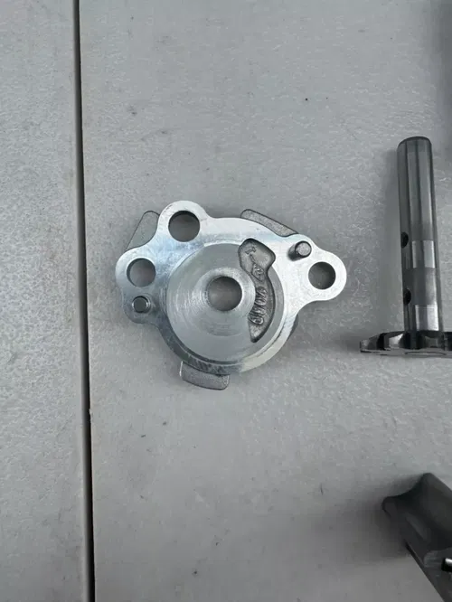 2024 kx450 oil pump assembly gear housing kawasaki oem kx 450 450x 24