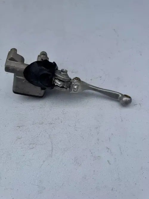 Kawasaki OEM front brake master cylinder 19-25 kx 250x 250 450 450x 43015-0695 2