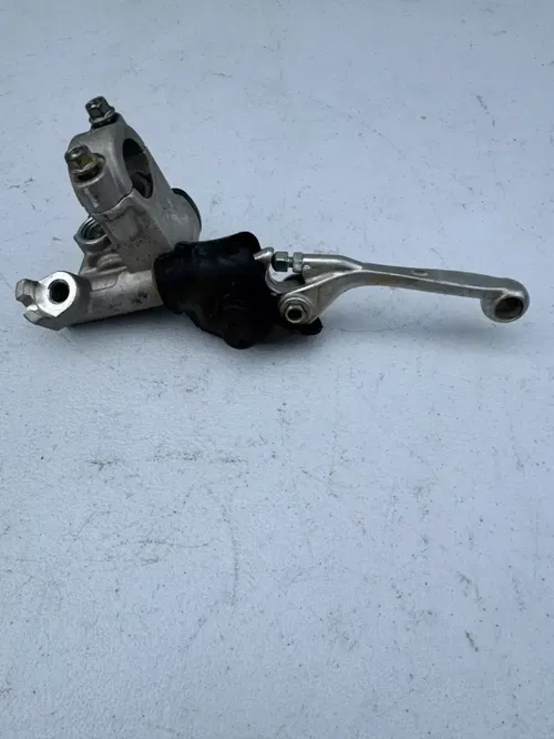 Kawasaki OEM front brake master cylinder 19-25 kx 250x 250 450 450x 43015-0695 2