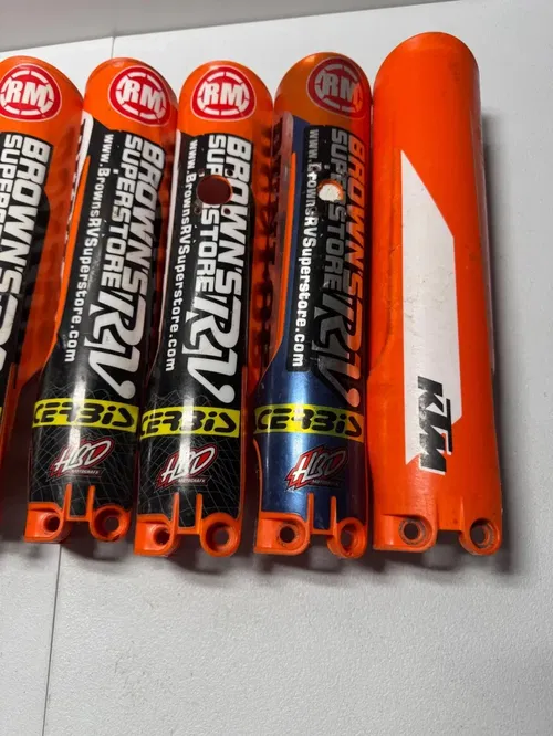 Fork guards plastic guard 23-25 ktm 125 250 300 350 450 sx sxf xc