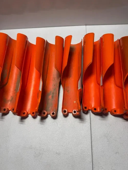 Fork guards plastic guard 23-25 ktm 125 250 300 350 450 sx sxf xc