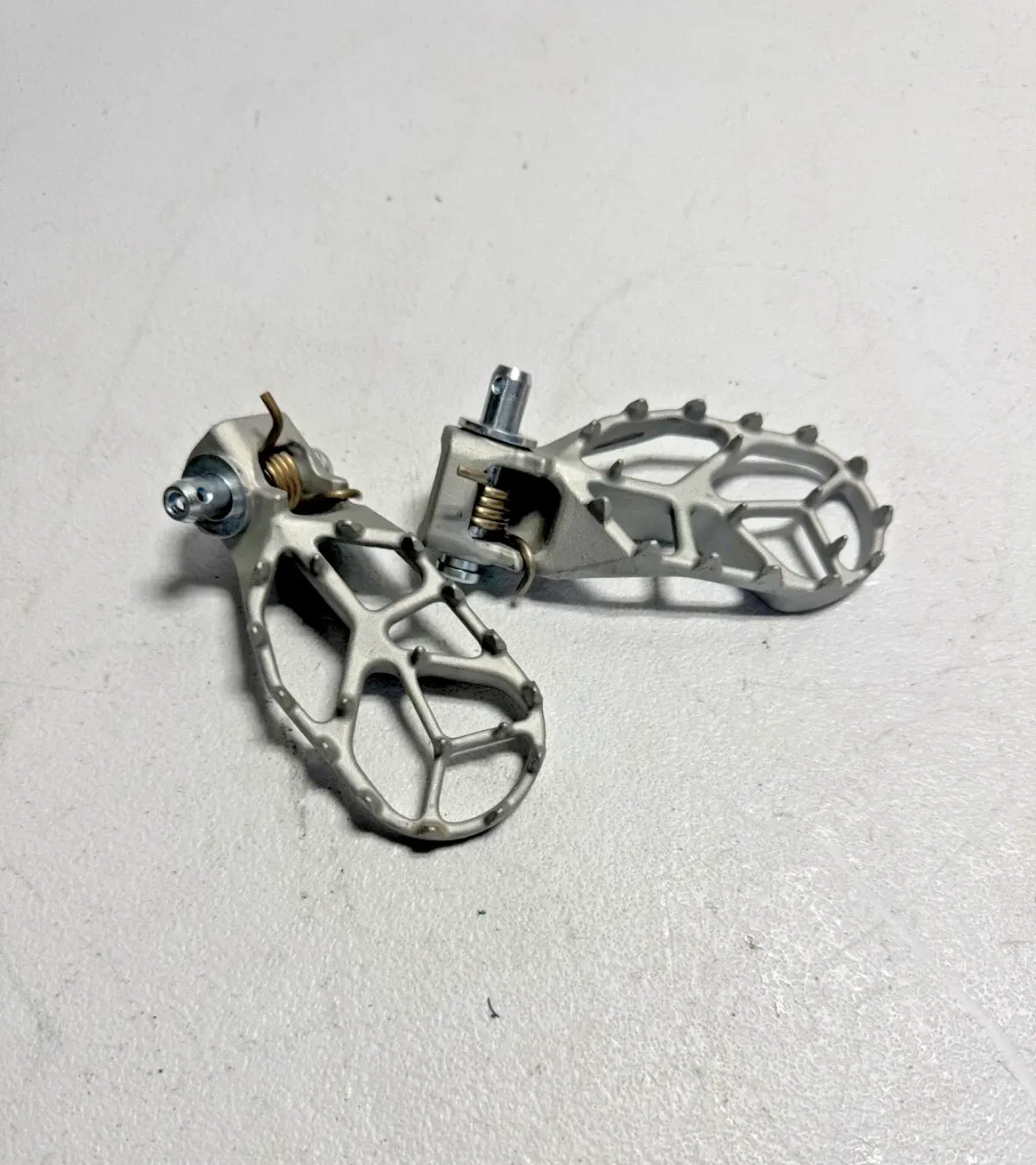 NEW 2024 TC65 OEM foot peg set pegs footpegs 24-25 tc 65 ktm mc A40503037033