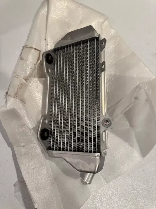 New kx450 left radiator works connection oem kx 450 450x 450sr 24-25 1