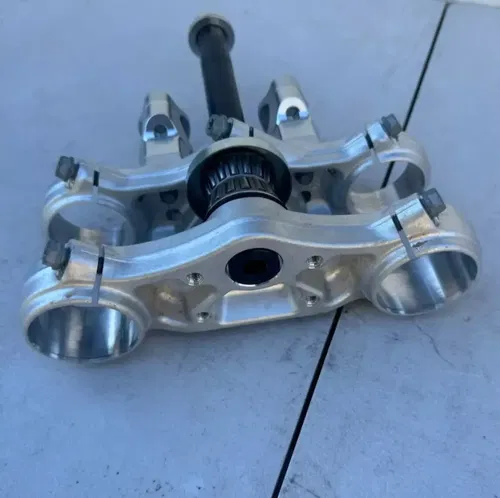 2024 ktm sx-e5 triple clamps bar mounts tree sx e 5 oem ee5 mc e5 50 tc e3 ee3