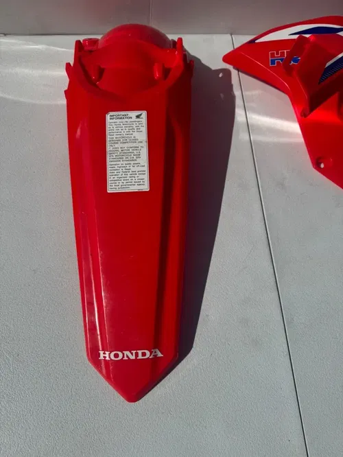 Honda OEM shrouds rear fender plastic 21-24 crf 450rx