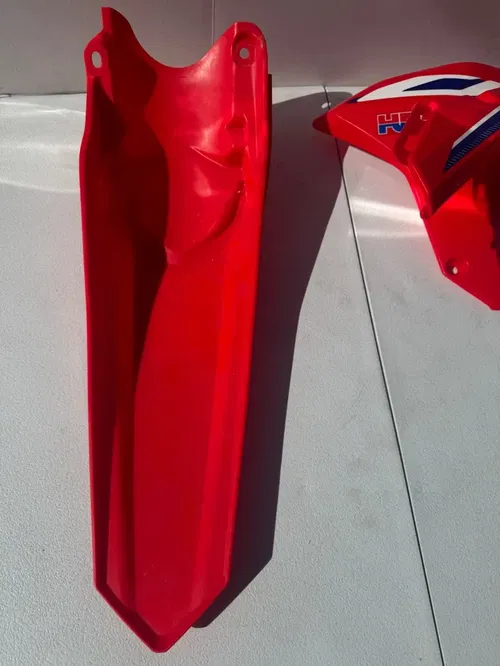 Honda OEM shrouds rear fender plastic 21-24 crf 450rx