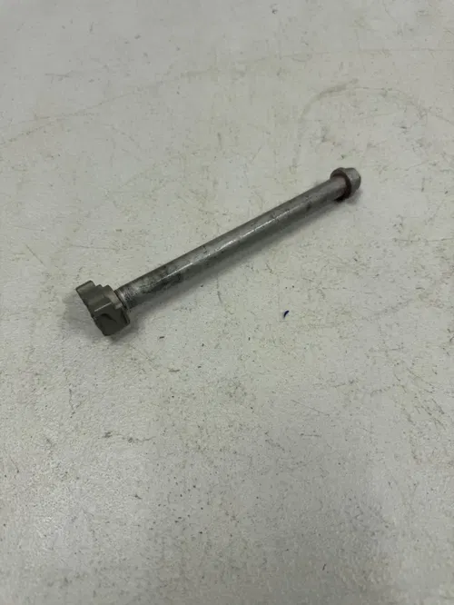 2024 Mc-e3 swingarm pivot axle 20-25 tc 50 mc sx ktm ee5 ee3 e5 e3 45404038000