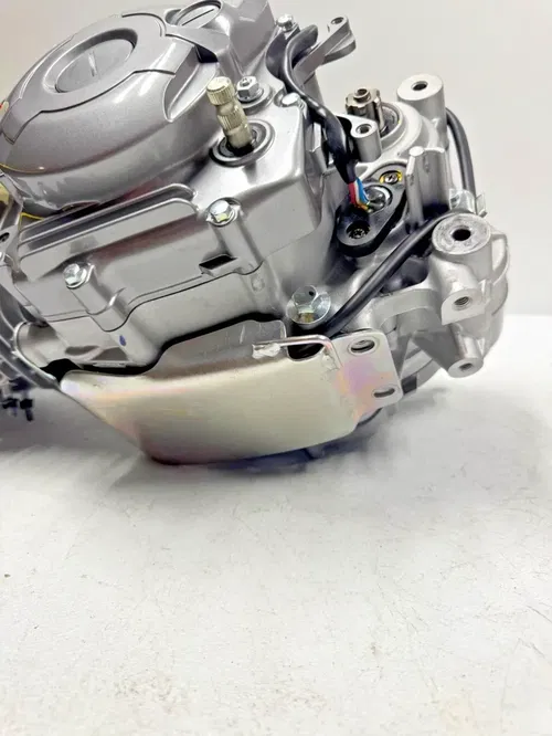 NEW OEM YAMAHA TTR110 complete engine motor top end bottom 08-26 TTR110E TTR 110