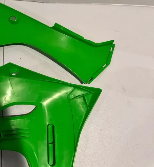 OEM radiator shrouds plastic green 24-25 kx 450 450x 250 250x sr 2
