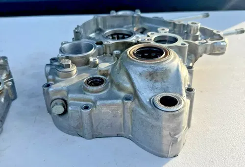 2022 ktm 250sxf CrankCase Bottom End Engine Motor Cases 250 350 mc fc sxf