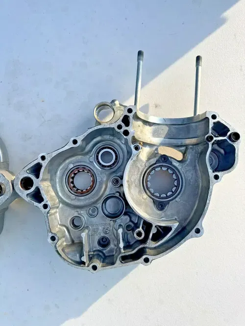 2022 ktm 250sxf CrankCase Bottom End Engine Motor Cases 250 350 mc fc sxf