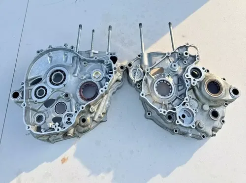 2022 ktm 250sxf CrankCase Bottom End Engine Motor Cases 250 350 mc fc sxf