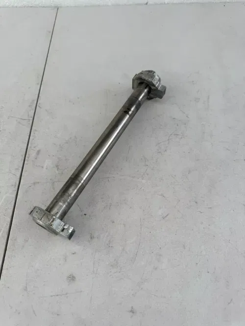 2024 ktm 125sx rear wheel axle oem 23 24 25 sx sxf tc mc fc 125 250 300 350