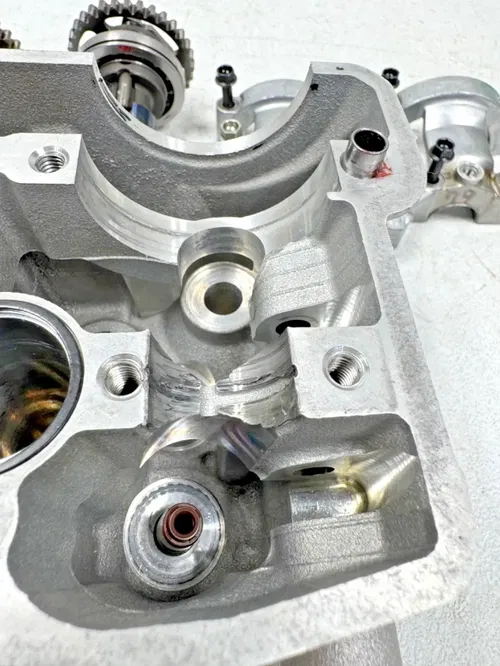 Kawasaki cylinder head DAMAGED cams valves top end 21-24 kx 250 250x 11008-1485